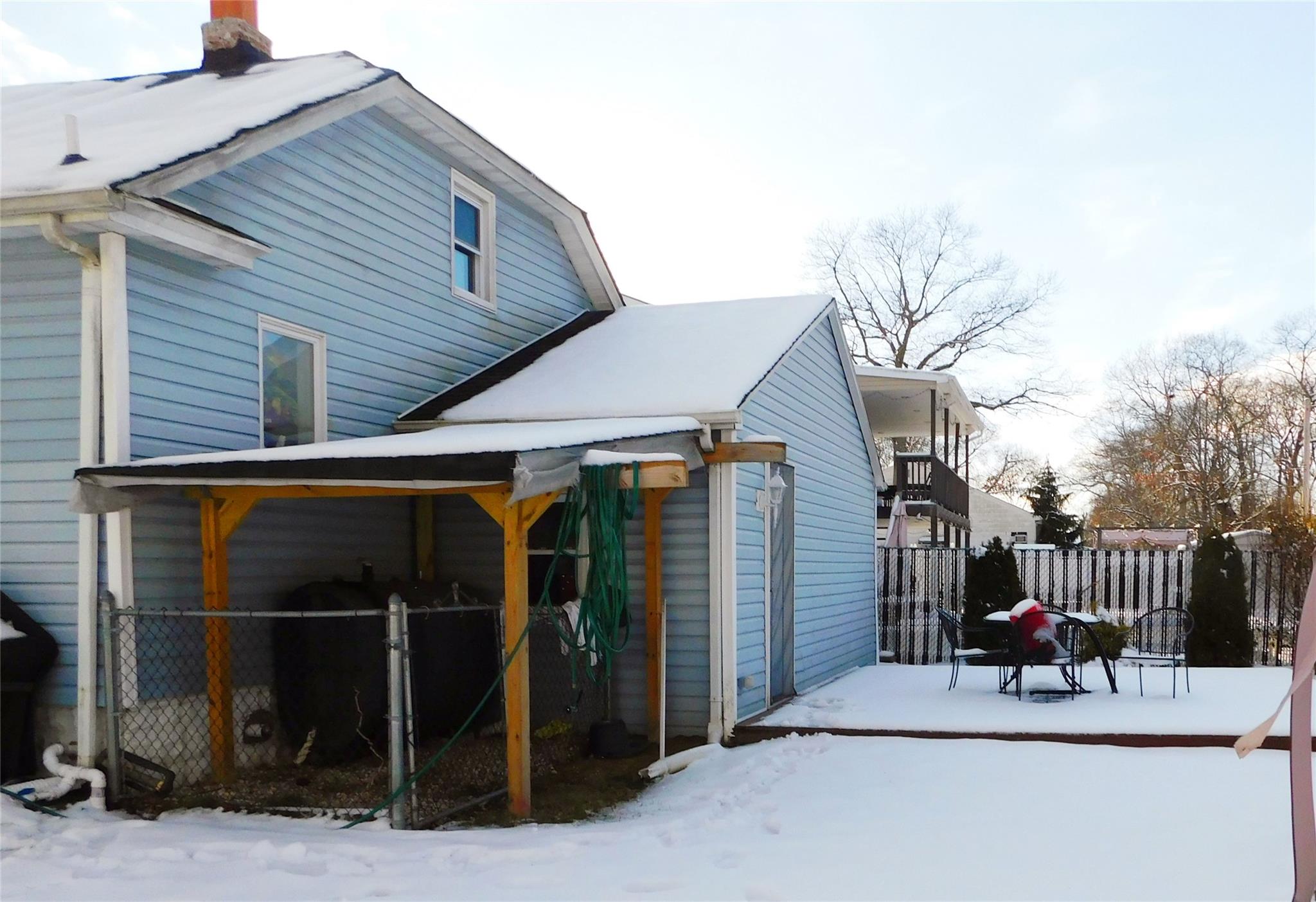 27 Ryder Avenue, North Babylon, New York image 5