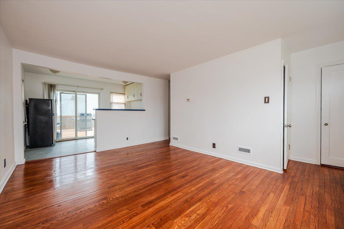 3042 Harding Avenue #105, Bronx, New York image 2