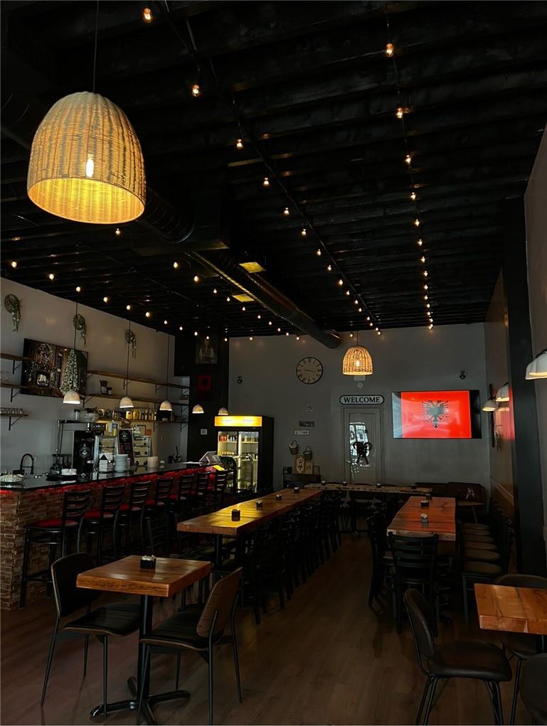 3042 Westchester Avenue