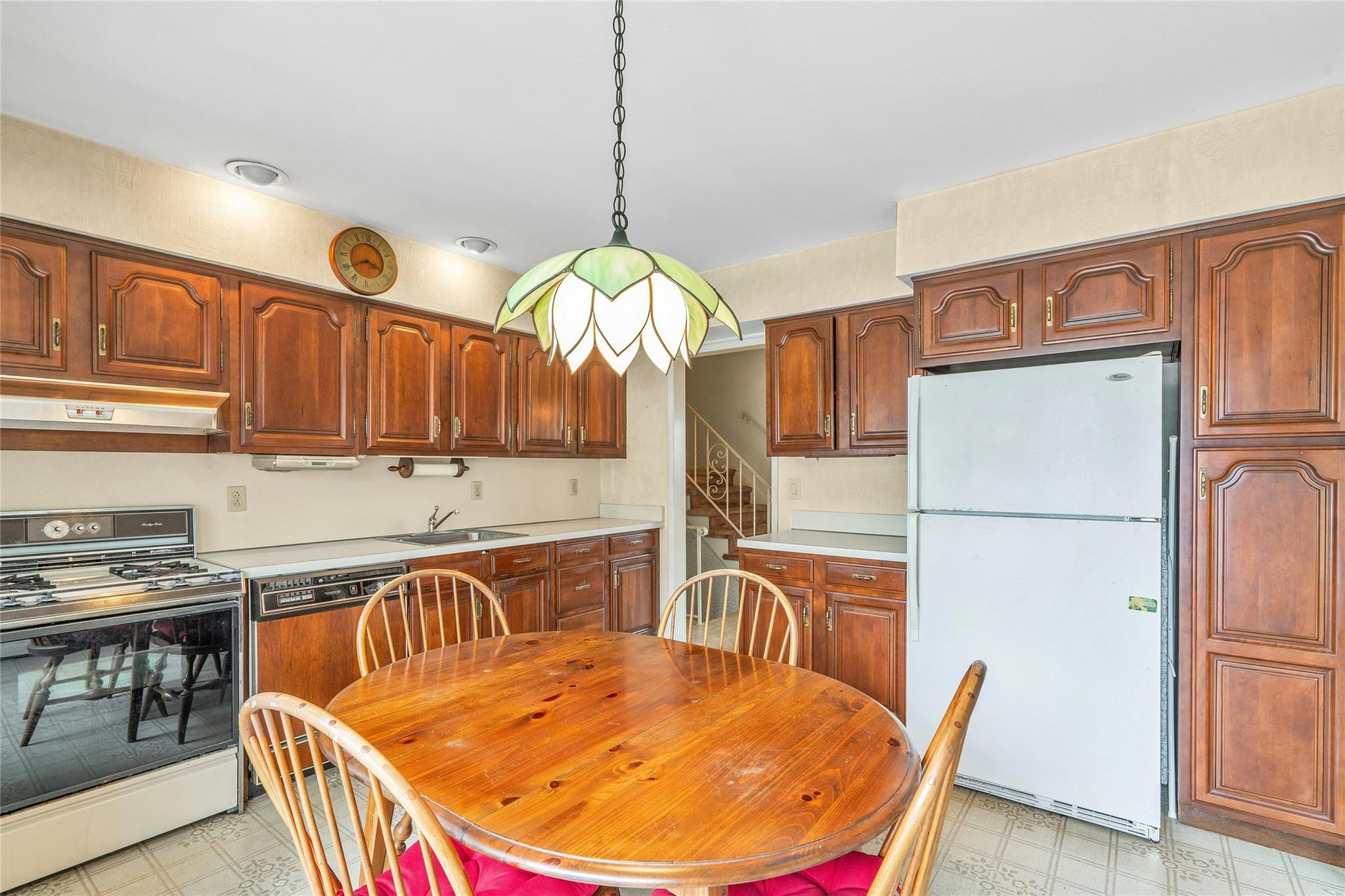 150 Northern Parkway, Plainview, New York image 11