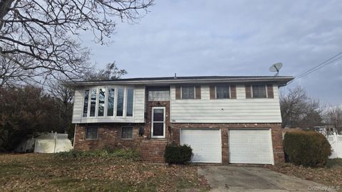 Homes For Sale - 161 Wurz Street<br/> Brentwood, NY 11717