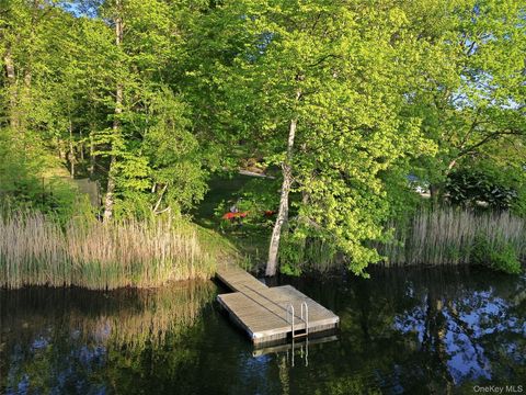Tiny photo for 2 Lakeridge Drive, Armonk, NY 10504 (MLS # 971207)