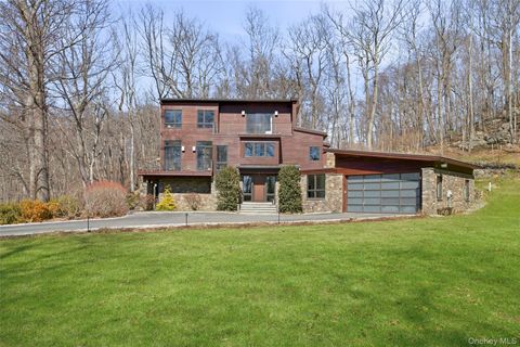 Tiny photo for 2 Lakeridge Drive, Armonk, NY 10504 (MLS # 971207)