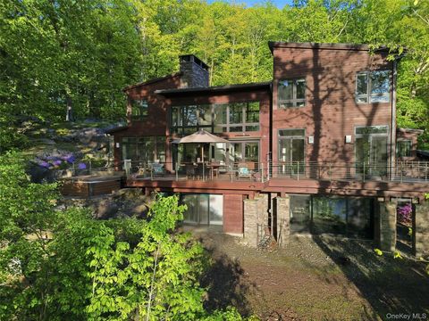 Tiny photo for 2 Lakeridge Drive, Armonk, NY 10504 (MLS # 971207)