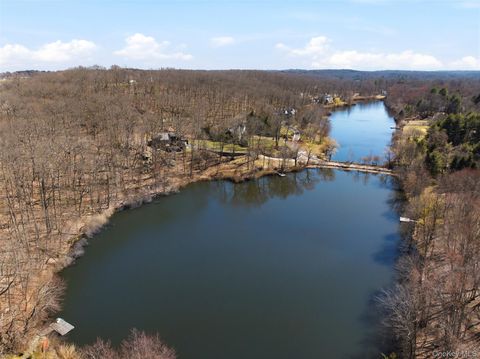 Tiny photo for 2 Lakeridge Drive, Armonk, NY 10504 (MLS # 971207)