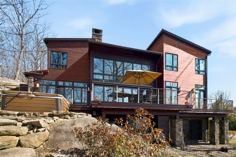 Tiny photo for 2 Lakeridge Drive, Armonk, NY 10504 (MLS # 971207)