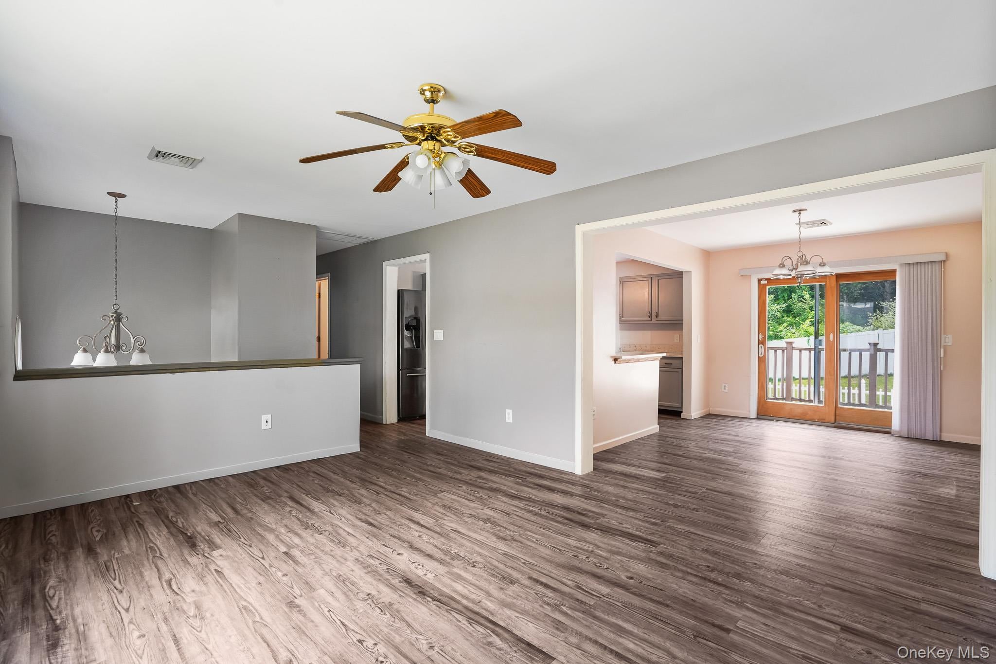 6 Hemlock Lane