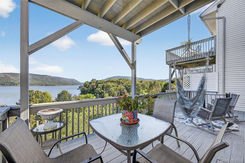 284 Tamerisk Lane New Windsor NY 12553