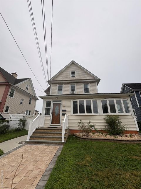 92 Leonard Avenue Freeport NY 11520