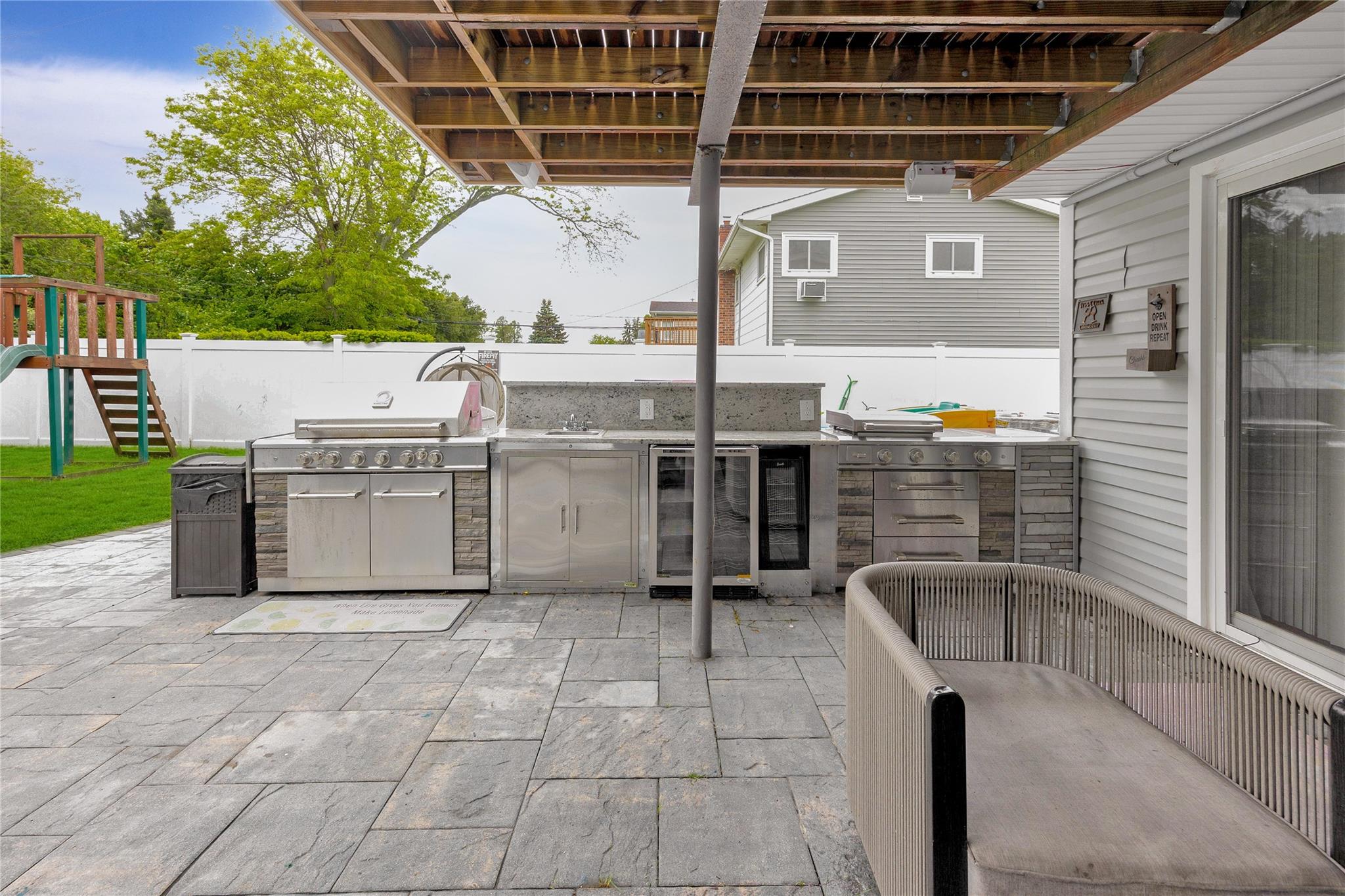 23 Evelyn Drive, Bethpage, New York image 34
