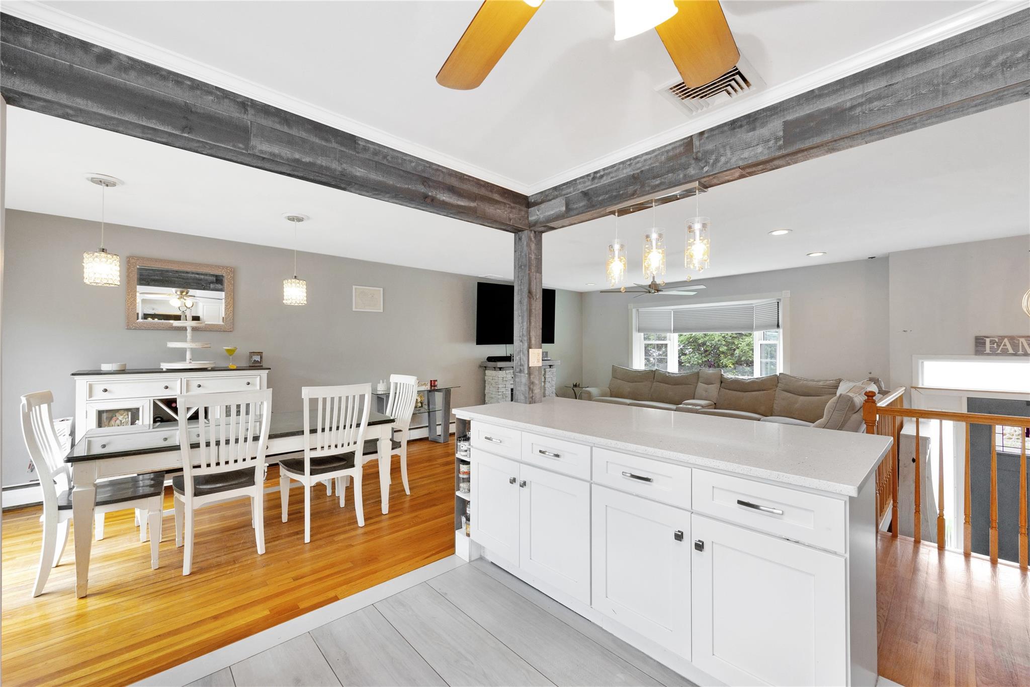 23 Evelyn Drive, Bethpage, New York image 11