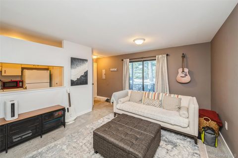 Condo For Sale - 615 Broadway #57<br/> Amityville, NY 11701