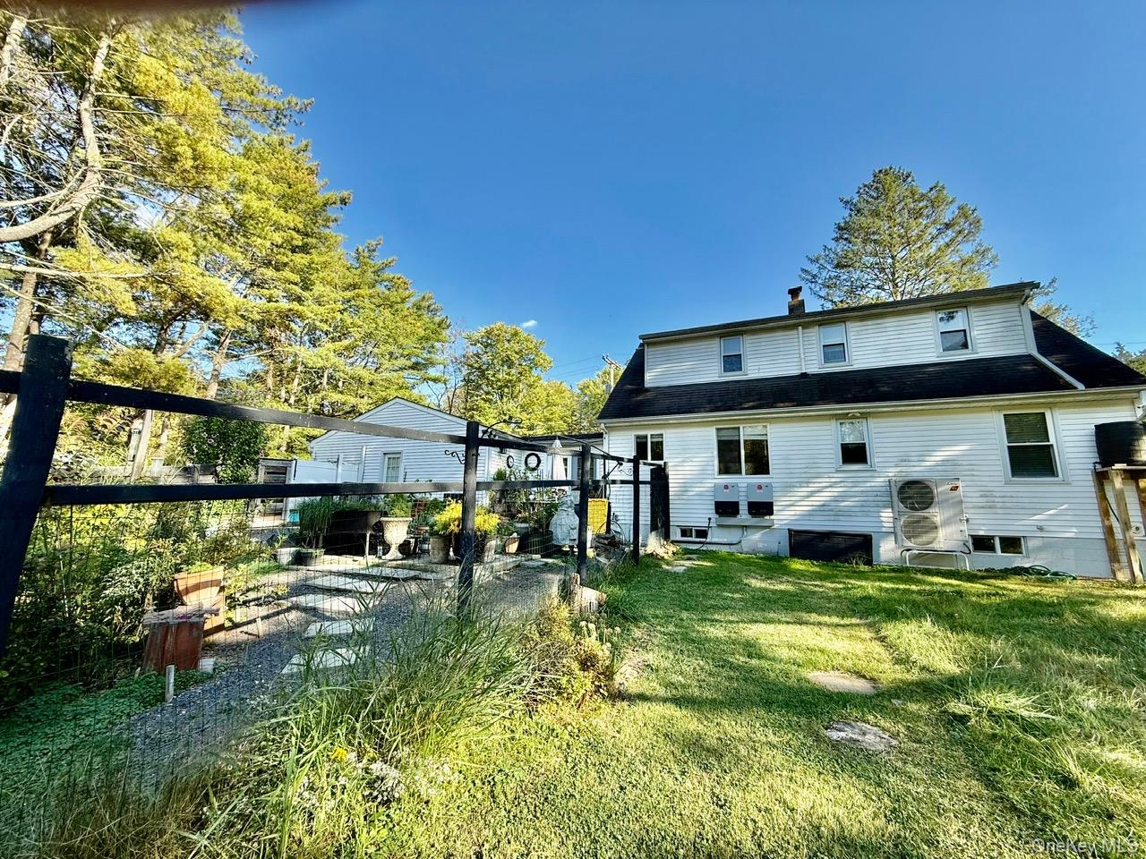 2392 Bruynswick Road