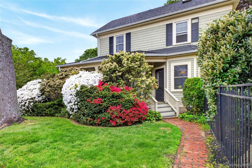 Photo of 2 Van Buren Street, Port Washington, NY 11050 (MLS # 995977)