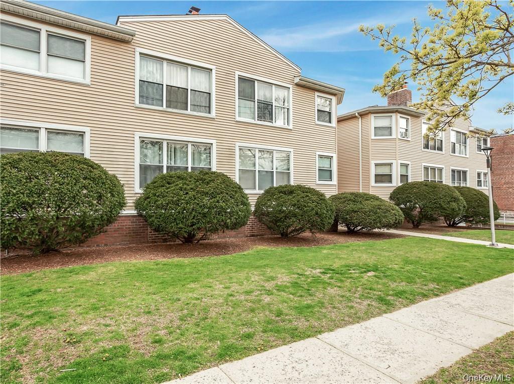 15 Quinby Avenue 1F