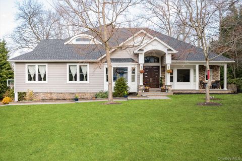 7 Riga Lane Melville NY 11747