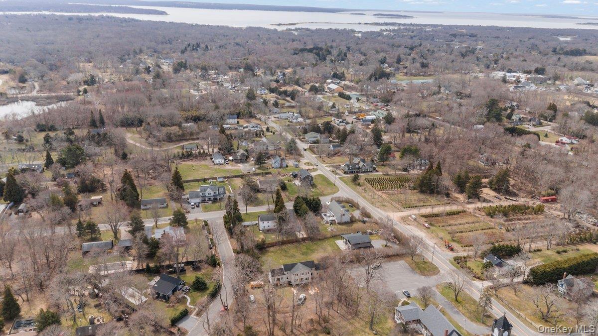5 Marc St, Shelter Island, NY, 11964, USA, 4 Bedrooms Bedrooms, ,4 BathroomsBathrooms,Residential,Active,5 Marc St,991700