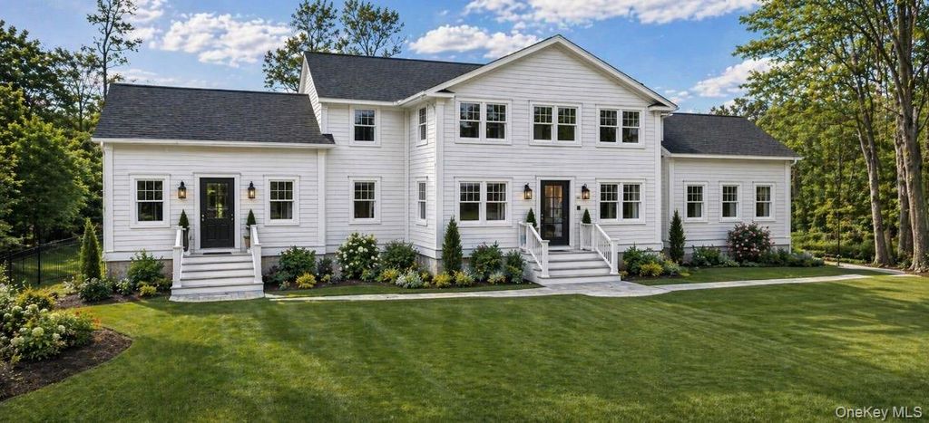 Photo of 5 Marc Street, Shelter Island, NY 11964 (MLS # 991700)