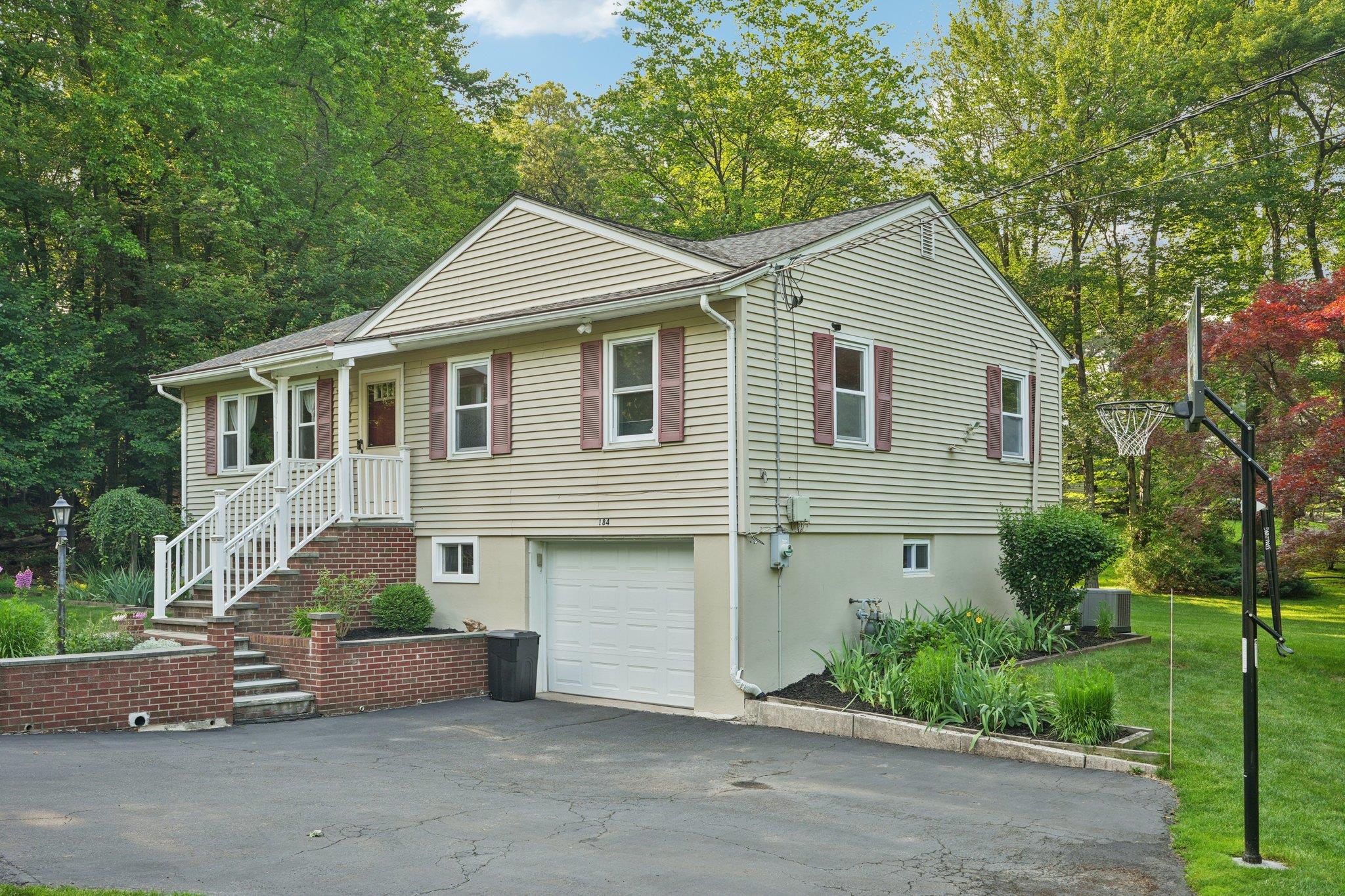 184 Ludvigh Road