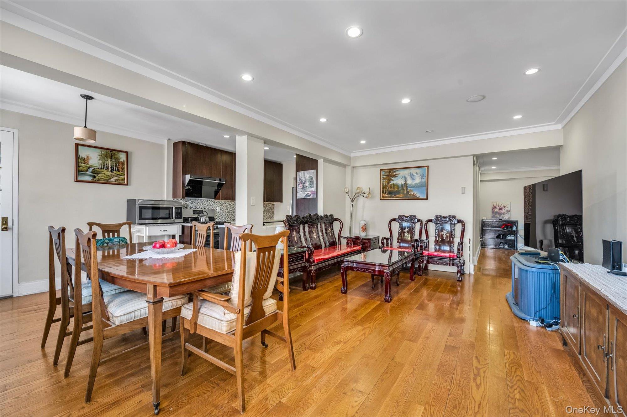 132-35 Sanford Avenue 613