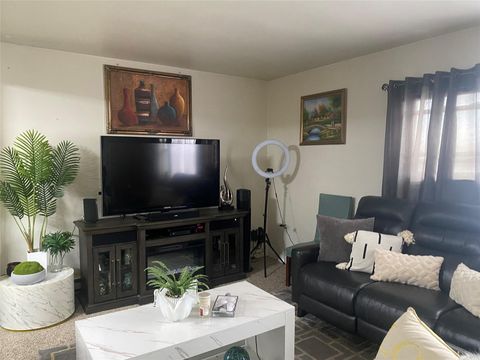 10660 Ditmars Boulevard East Elmhurst NY 11369