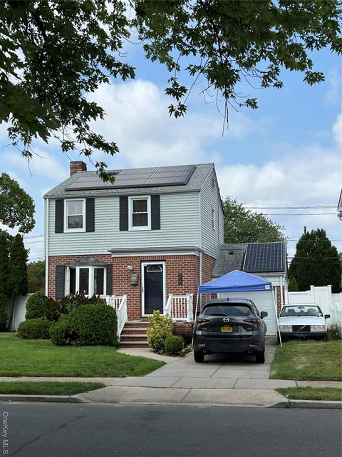 36 Amethyst Street Elmont NY 11003