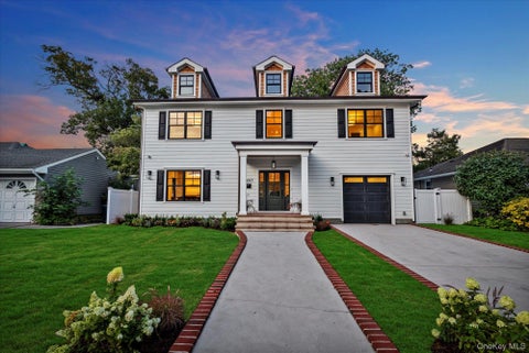 Apartment For Sale - 1497 Carroll Street<br/> Wantagh, NY 11793