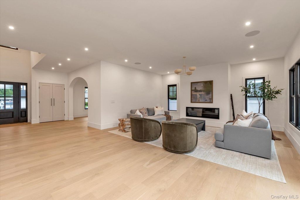 Photo of 1497 Carroll Street, Wantagh, NY 11793 (MLS # 941258)