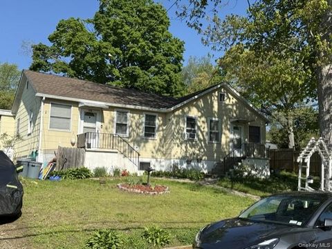 37 Argyle Street Lake Peekskill NY 10537
