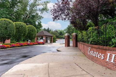 39 Bluebird Hill Court Manhasset NY 11030