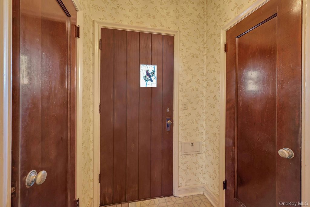 Photo of 514 N Wagner Avenue, Mamaroneck, NY 10543 (MLS # 958253)