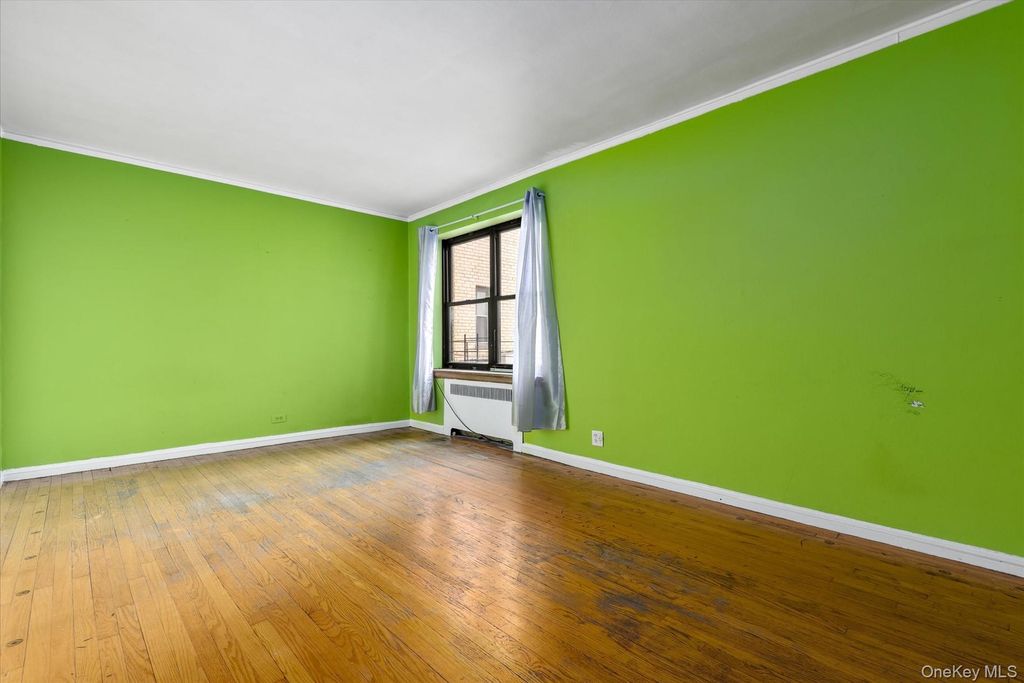 Photo of 251 Seaman Avenue Ave #2H, New York (Manhattan), NY 10034 (MLS # 943088)