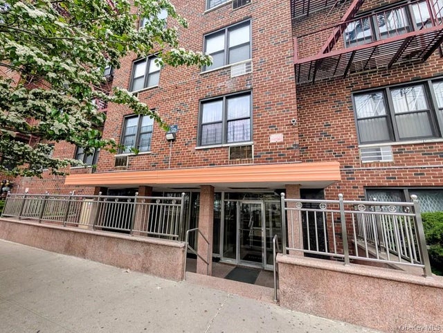 170-06 88th Avenue 2D
