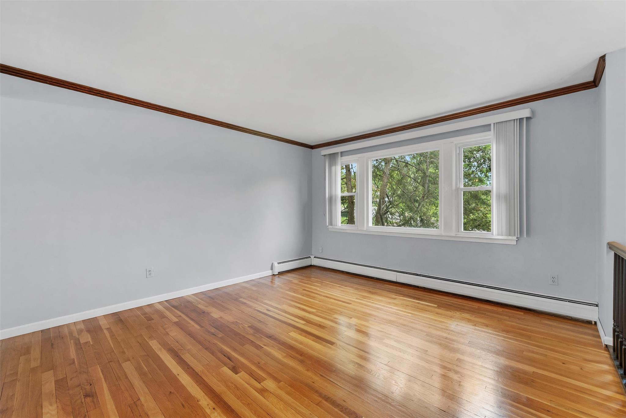12 Moulton Circle