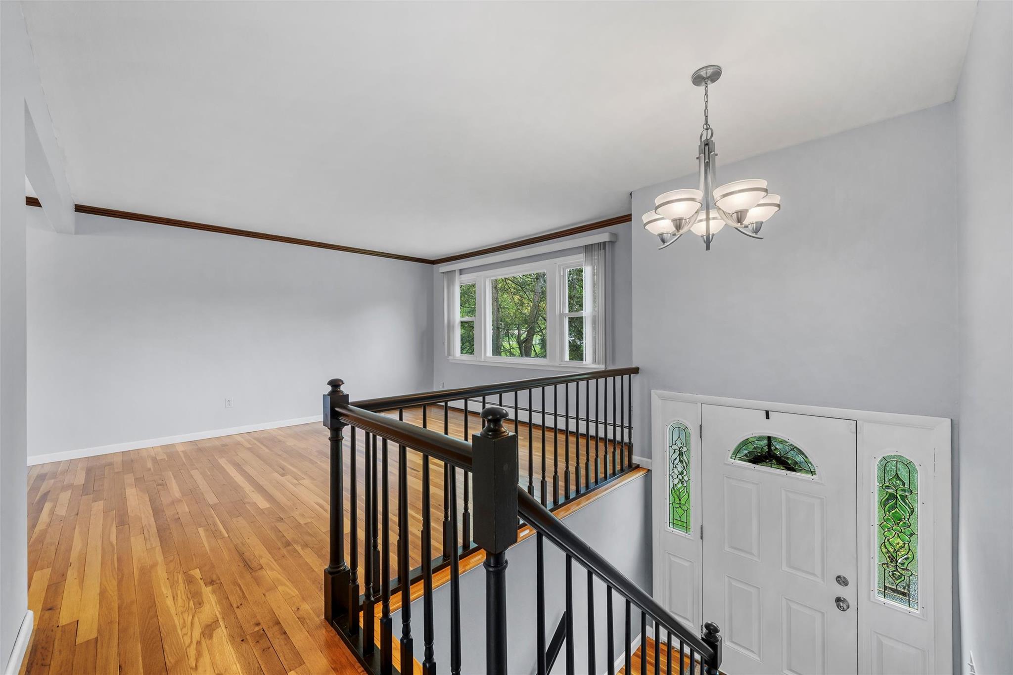 12 Moulton Circle