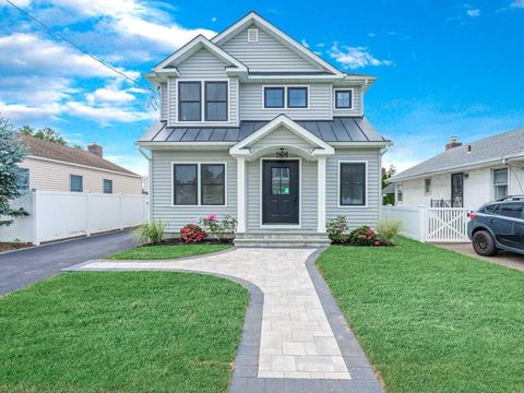 41 Albany Avenue Westbury NY 11590