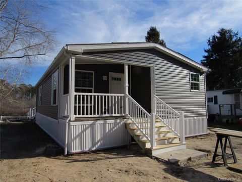 Vacant Land For Sale - 525 57 Riverleigh Avenue #57<br/> Riverhead, NY 11901