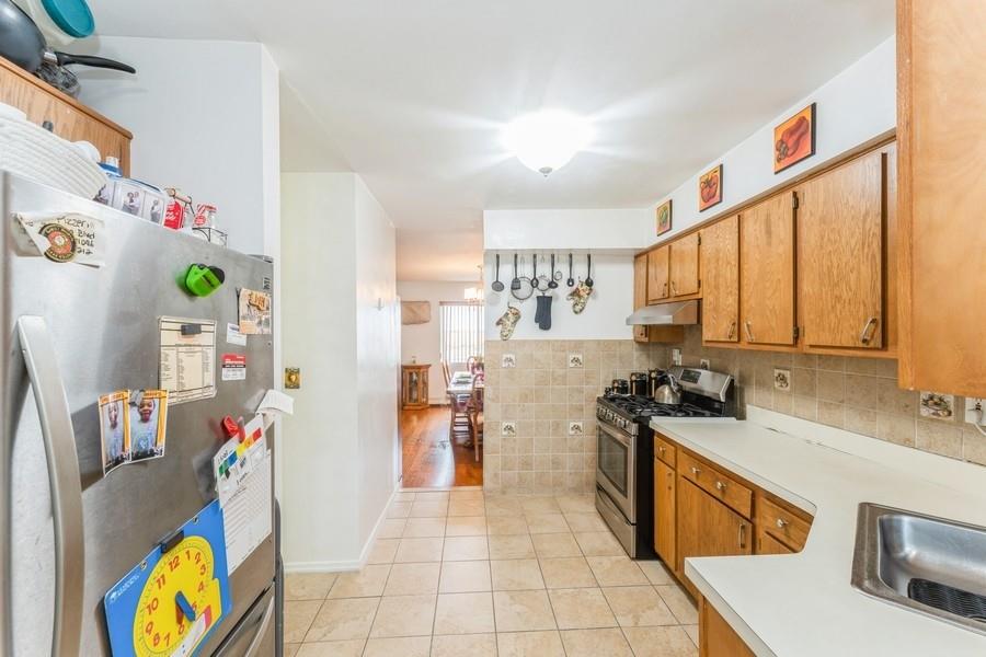17 Bayview Court, Inwood, New York image 8