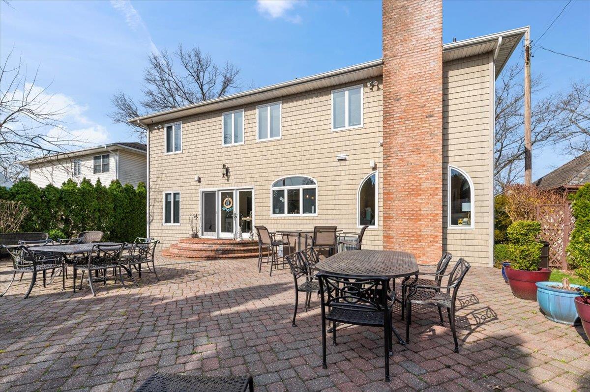 173 Sackville Road, Garden City, New York image 37