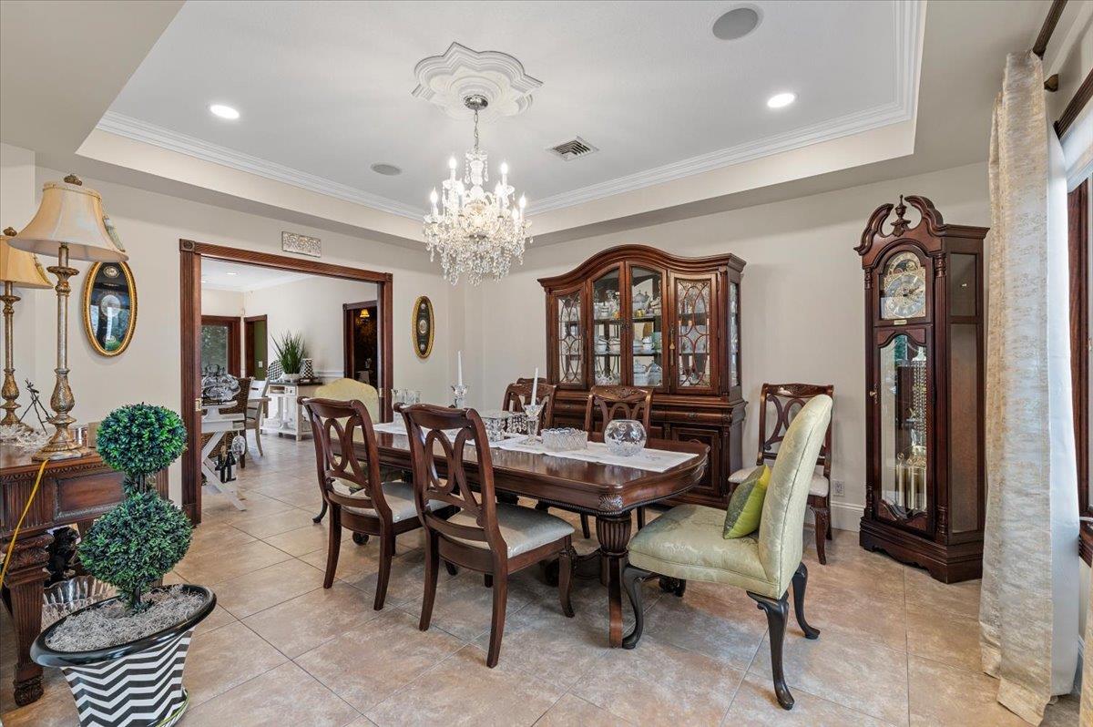 173 Sackville Road, Garden City, New York image 15