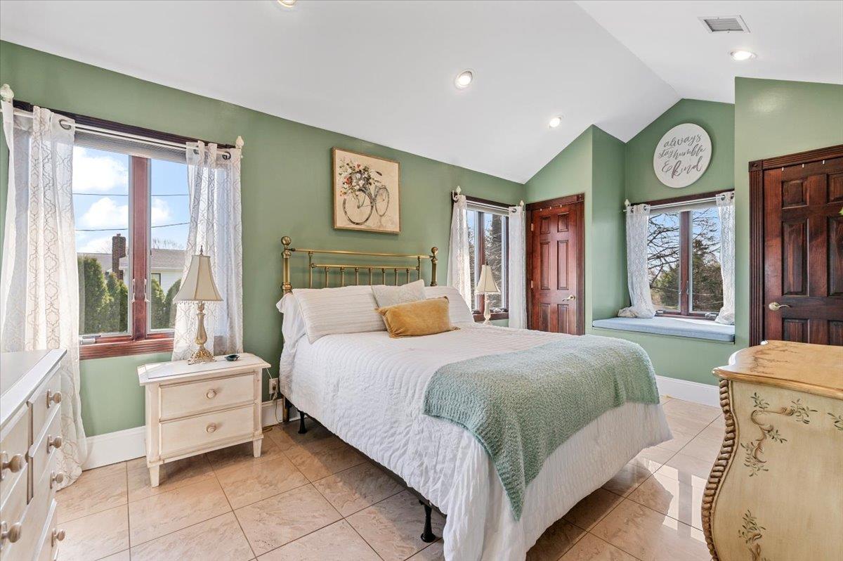 173 Sackville Road, Garden City, New York image 36