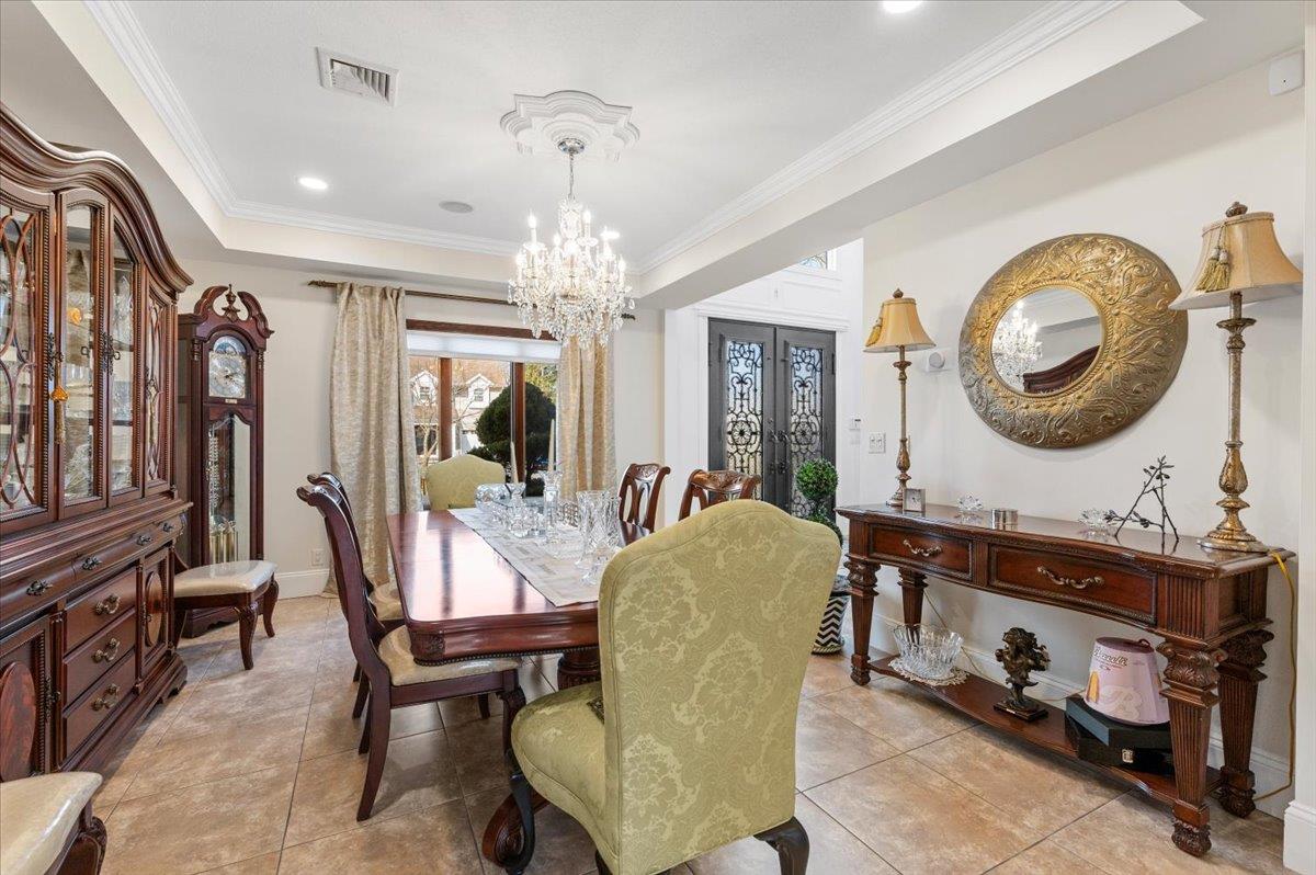 173 Sackville Road, Garden City, New York image 16