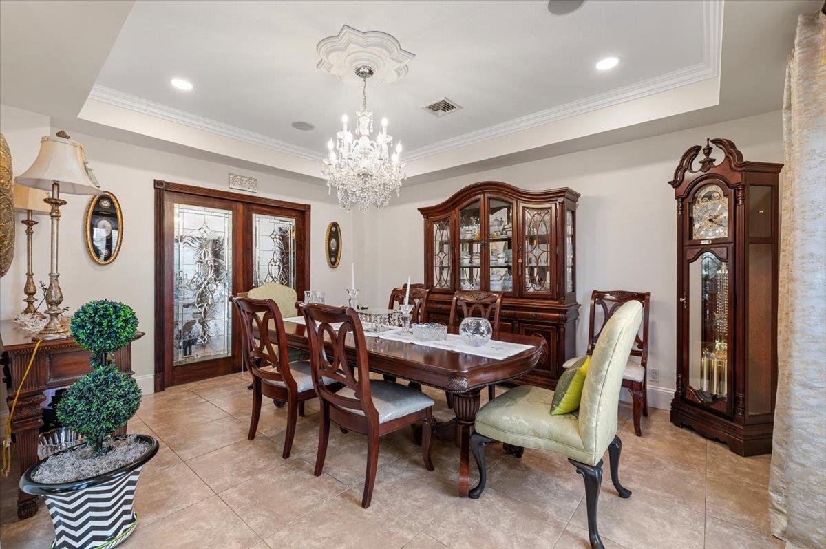 173 Sackville Road, Garden City, New York image 17
