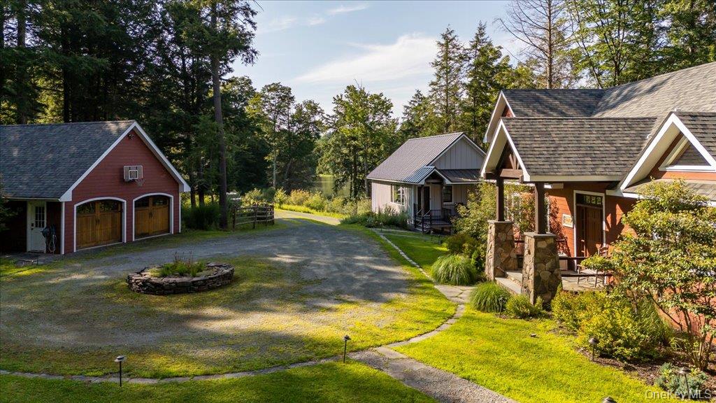 140 Kenoza Trail