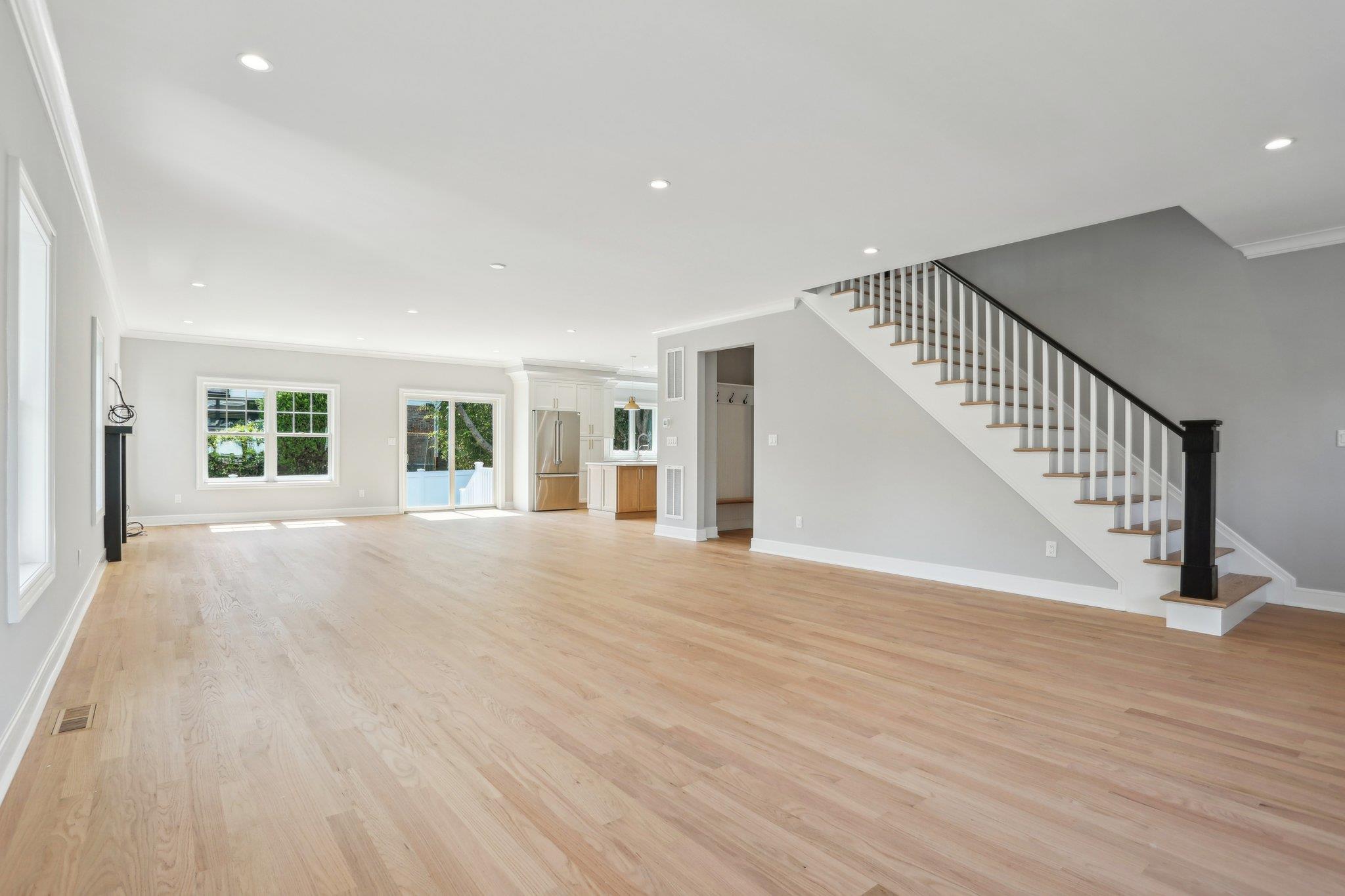 44 Harbor Hills Drive, Port Washington, New York image 3