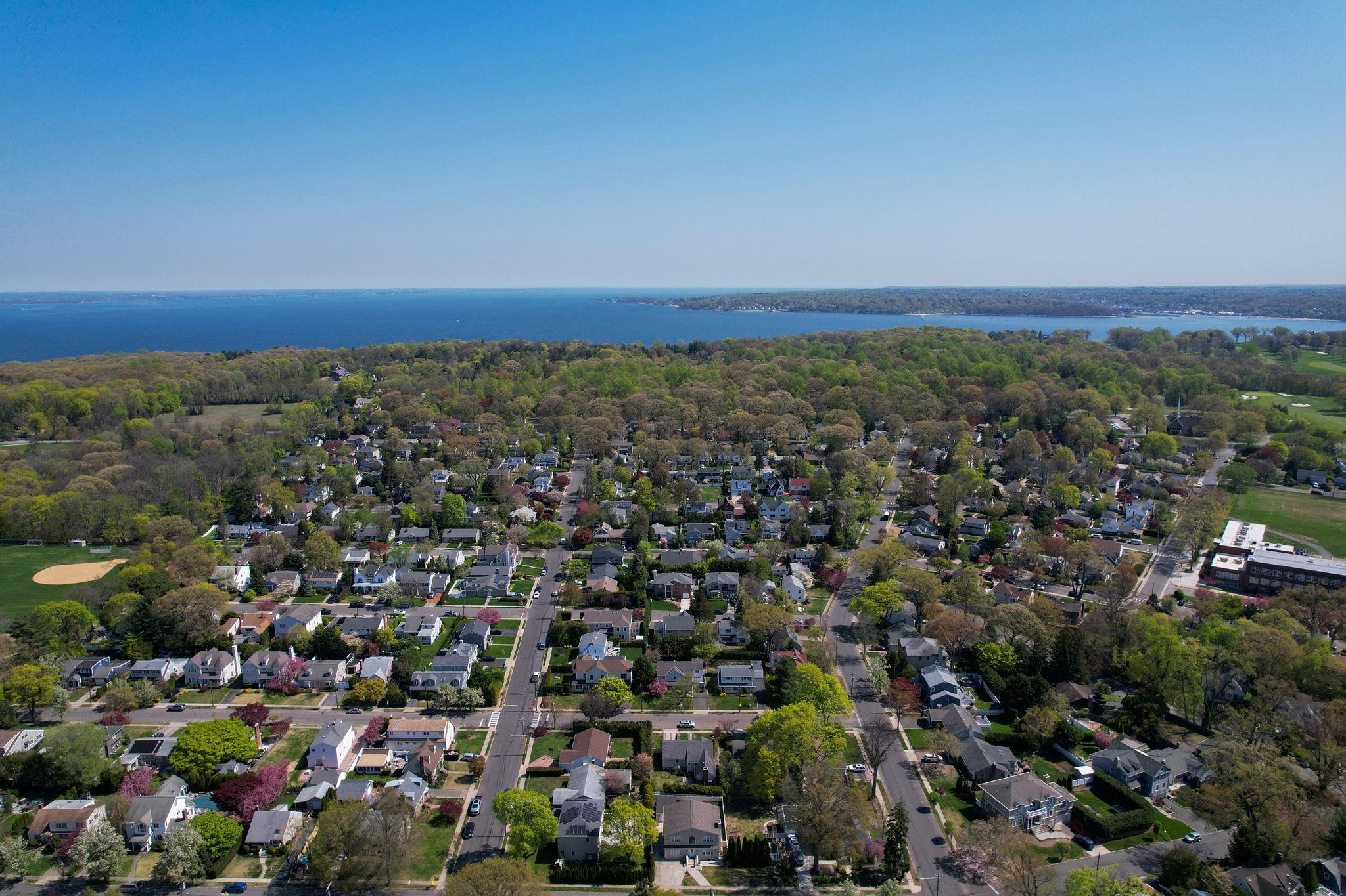 44 Harbor Hills Drive, Port Washington, New York image 30