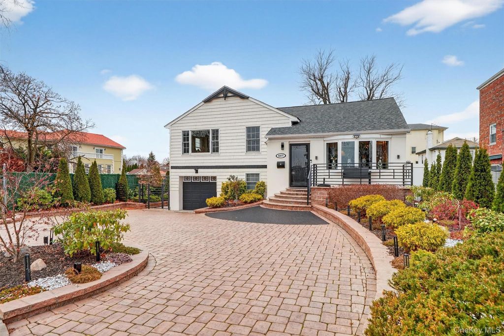 Photo of 3377 Agar Place, Bronx, NY 10465 (MLS # 962615)