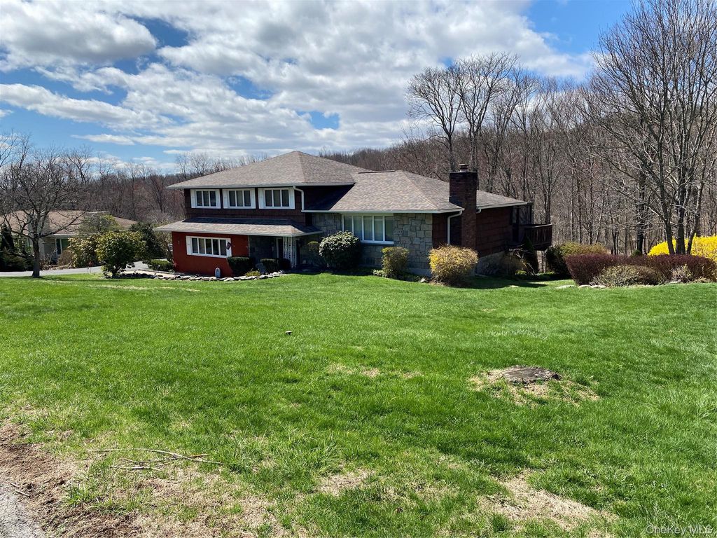 Photo of 23 Colton Road, Mahopac, NY 10541 (MLS # 986761)