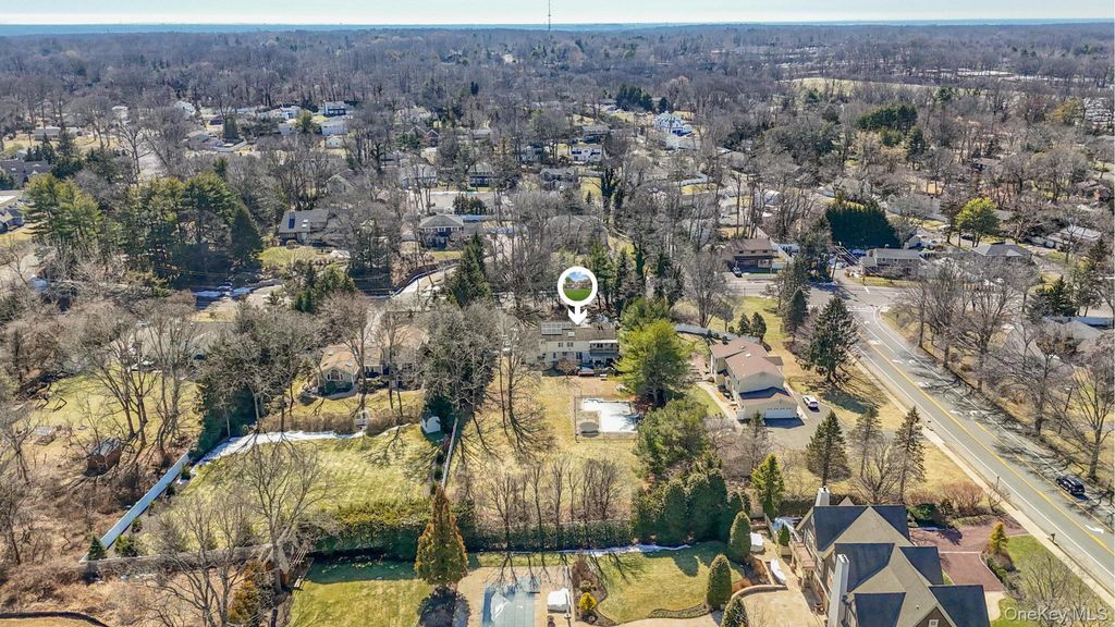 Photo of 479 Half Hollow Road, Dix Hills, NY 11746 (MLS # 978142)