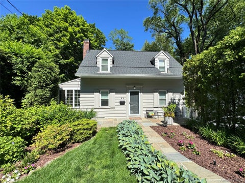 Photo of 23 Chadwick Road, White Plains, NY 10604 (MLS # 1009204)